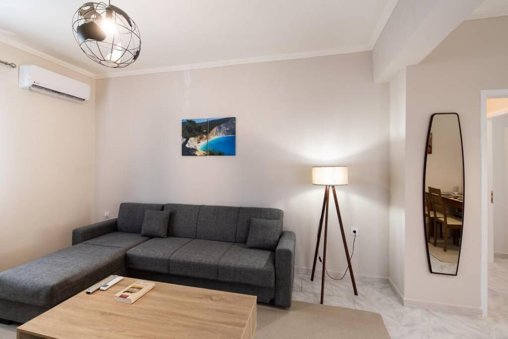 Apartment In The Center Of Lefkas Lefkada City Exterior photo